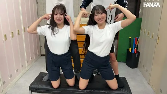 体育館の用具室に残った2人 ひかり＆もあ 動画キャプチャ 1