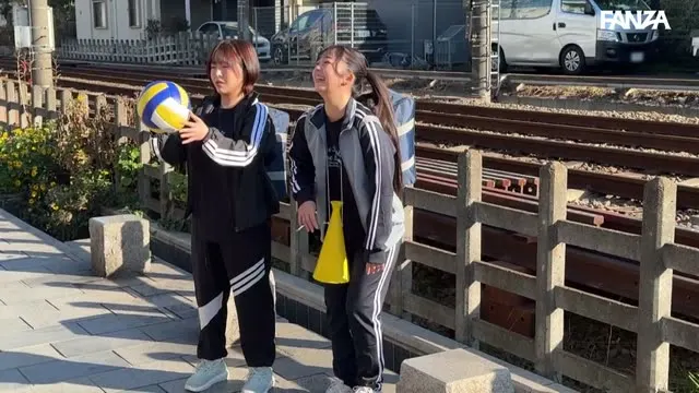バスケ部Tシャツのまま 泉＆深月 動画キャプチャ 1